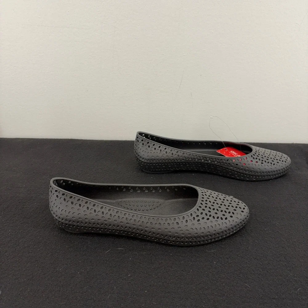 Okabashi Taylor Matte Black Perforated Ballet Flat Shoes Womens 9 USA Made Eco
